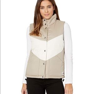 NWT Vintage Look North Face Sylvester Vest Tan White Chevron Retail $149 SZ XL